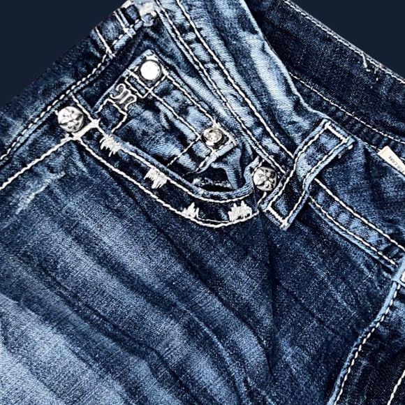 Miss Me Mid Rise Easy Bootcut Jeans Size 28x28 - Picture 5 of 7